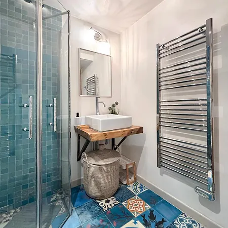 Cosy Centre Republique Marais Paryż